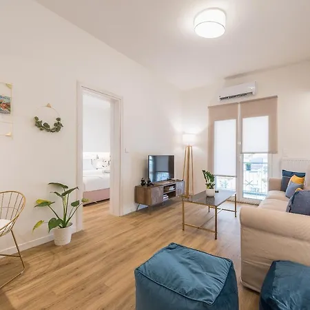 Chic And Comfort In Apartment *